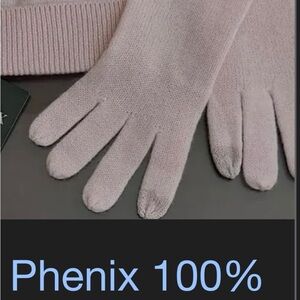 Phenix 100% Cashmere Soft Blush Knit Gloves with Tech Enabled for Touchscreen